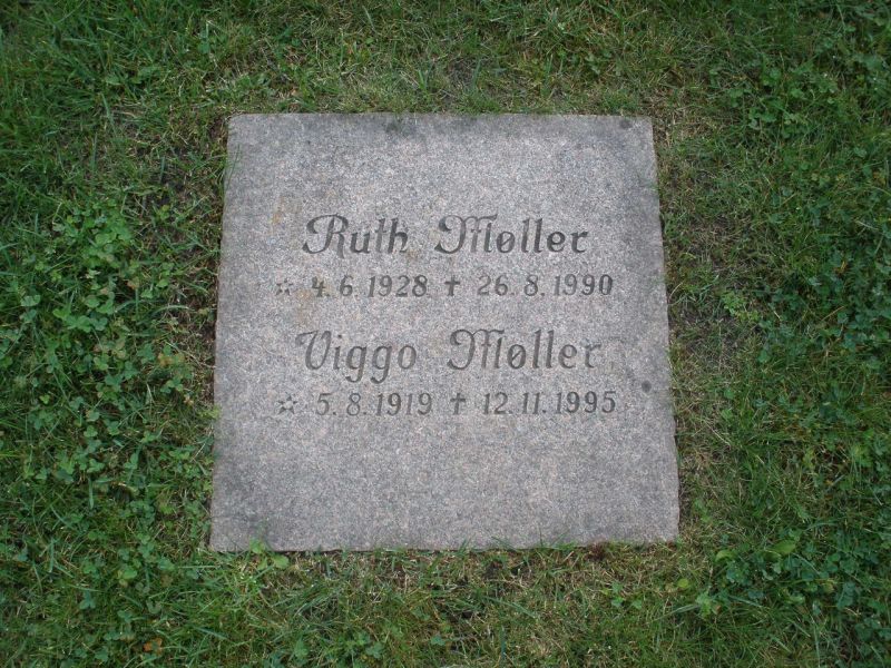 Ruth Moeller                            .JPG